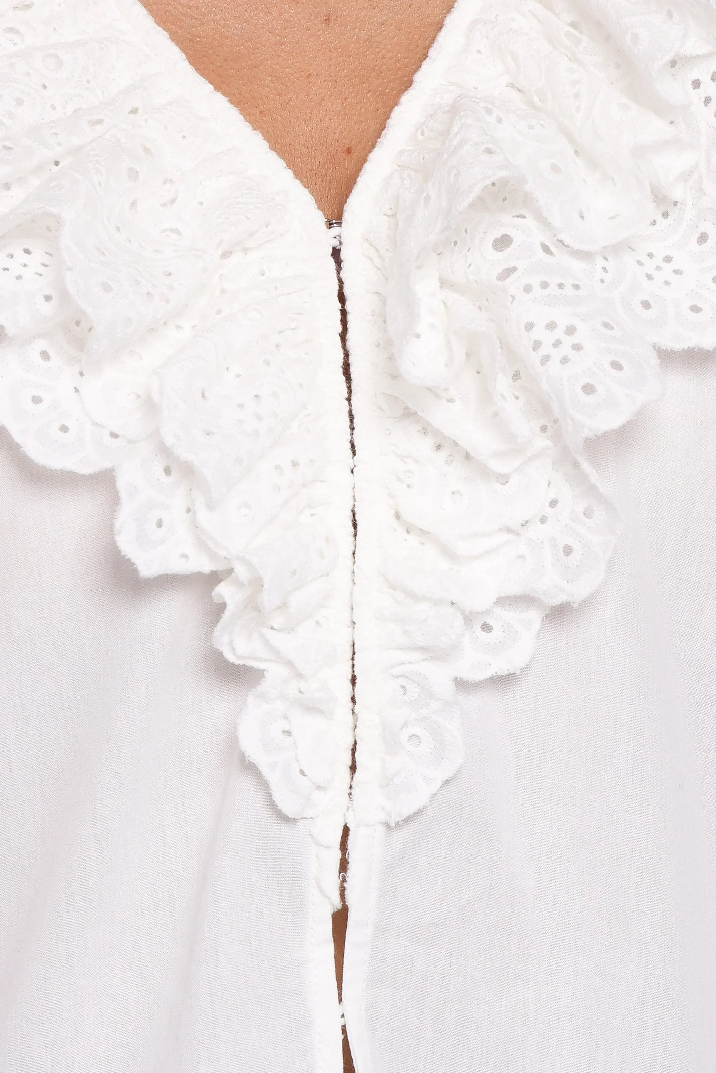 Aelwen Ruffle Blouse White Embroidery