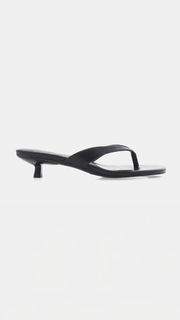 Corri Heel Black