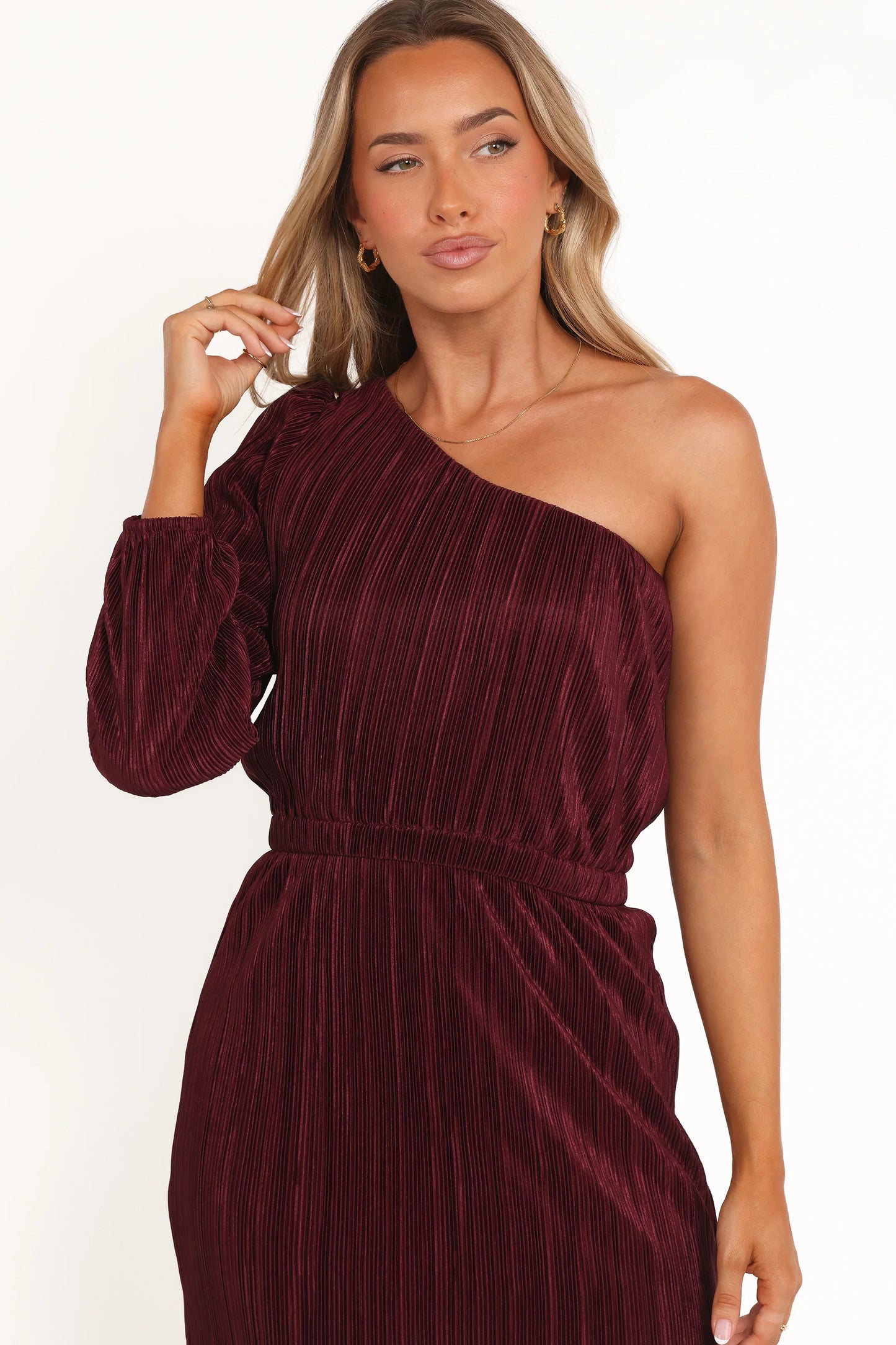 Pontee One Shoulder Pleated Midi Dress Burgundy
