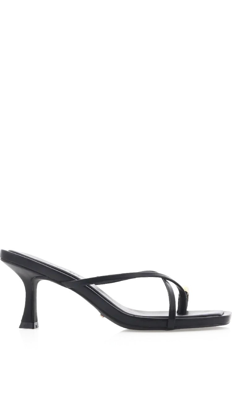 Urika Heel Black