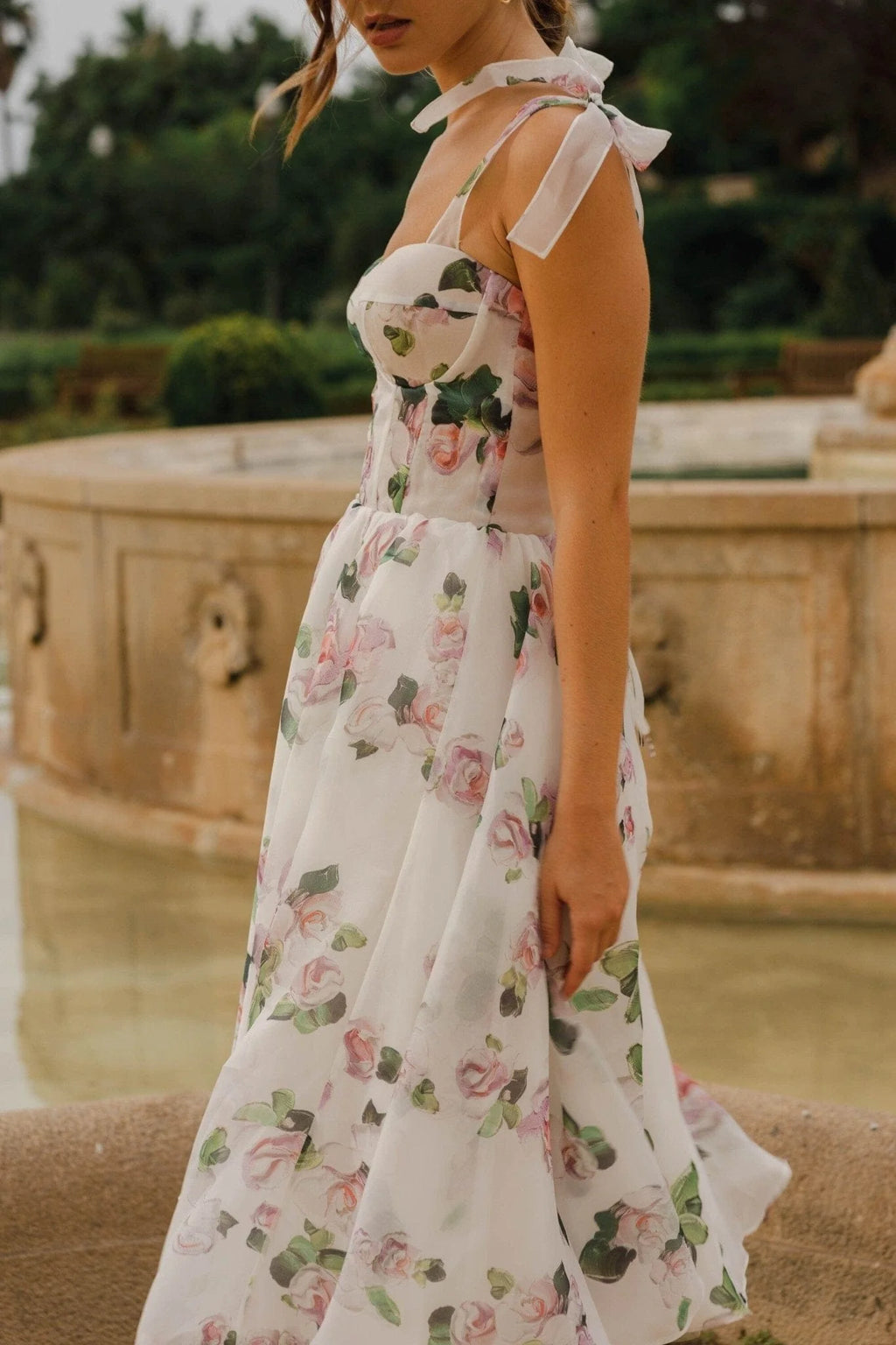 Tender floral midi tie strap dress