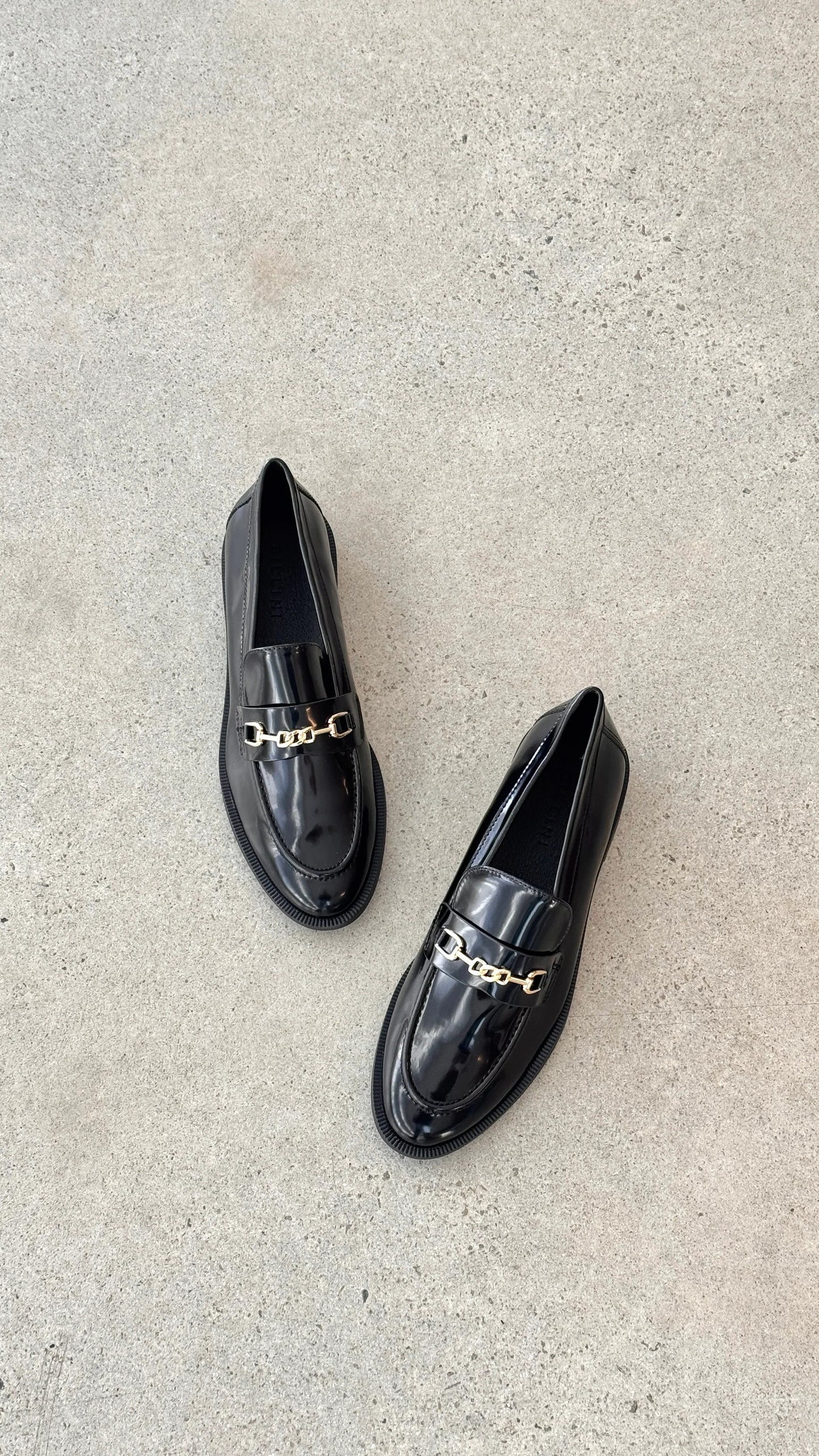 Warran Shoe Black Shine