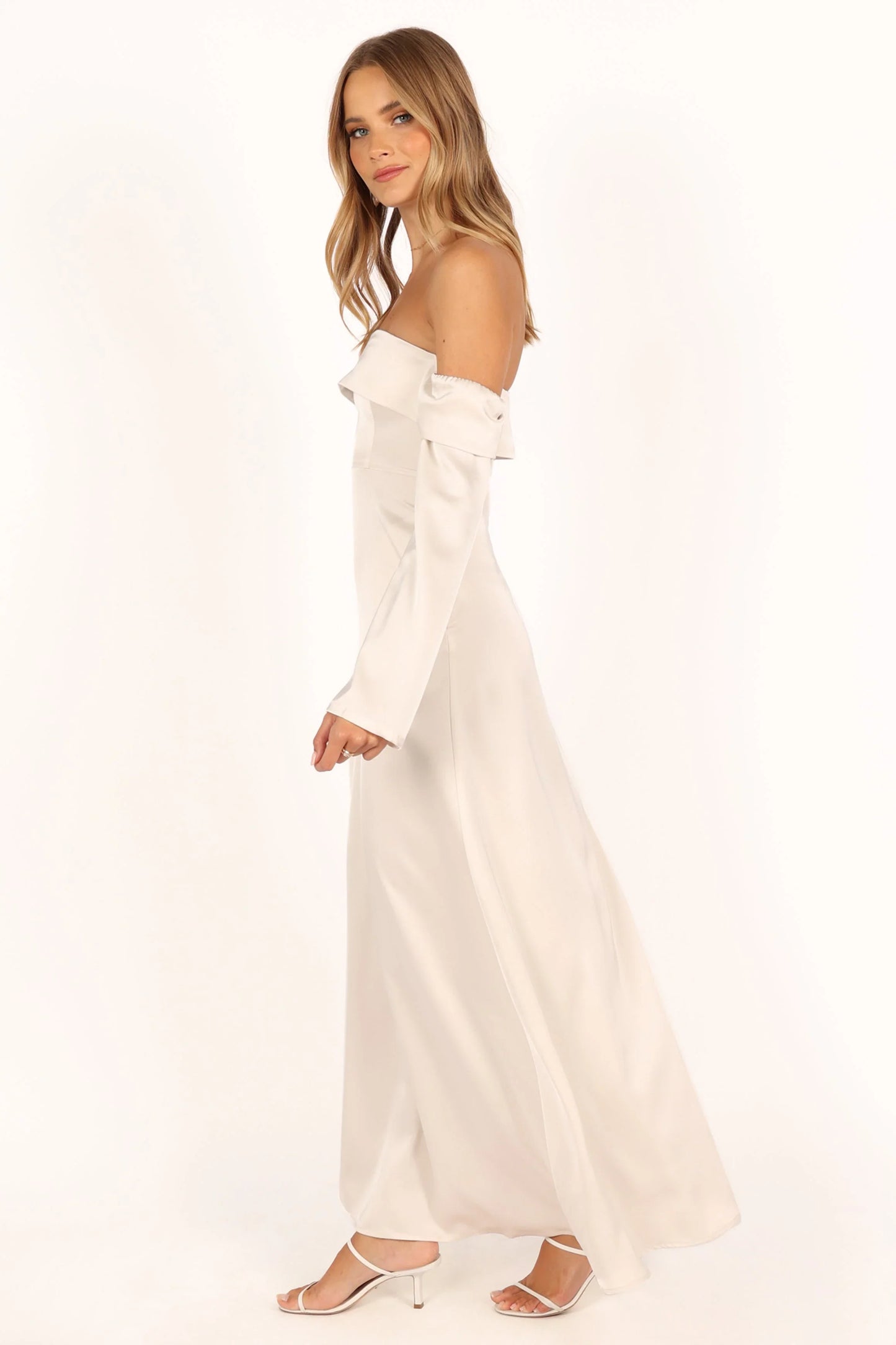 Gigi Off Shoulder Maxi Dress Cream