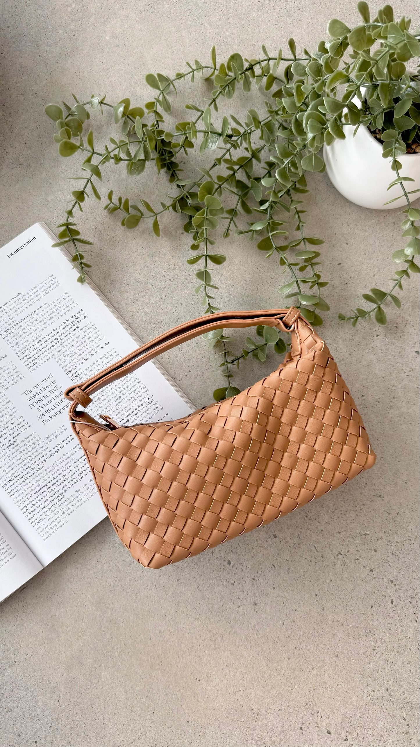Isabelle Handle Bag Tan