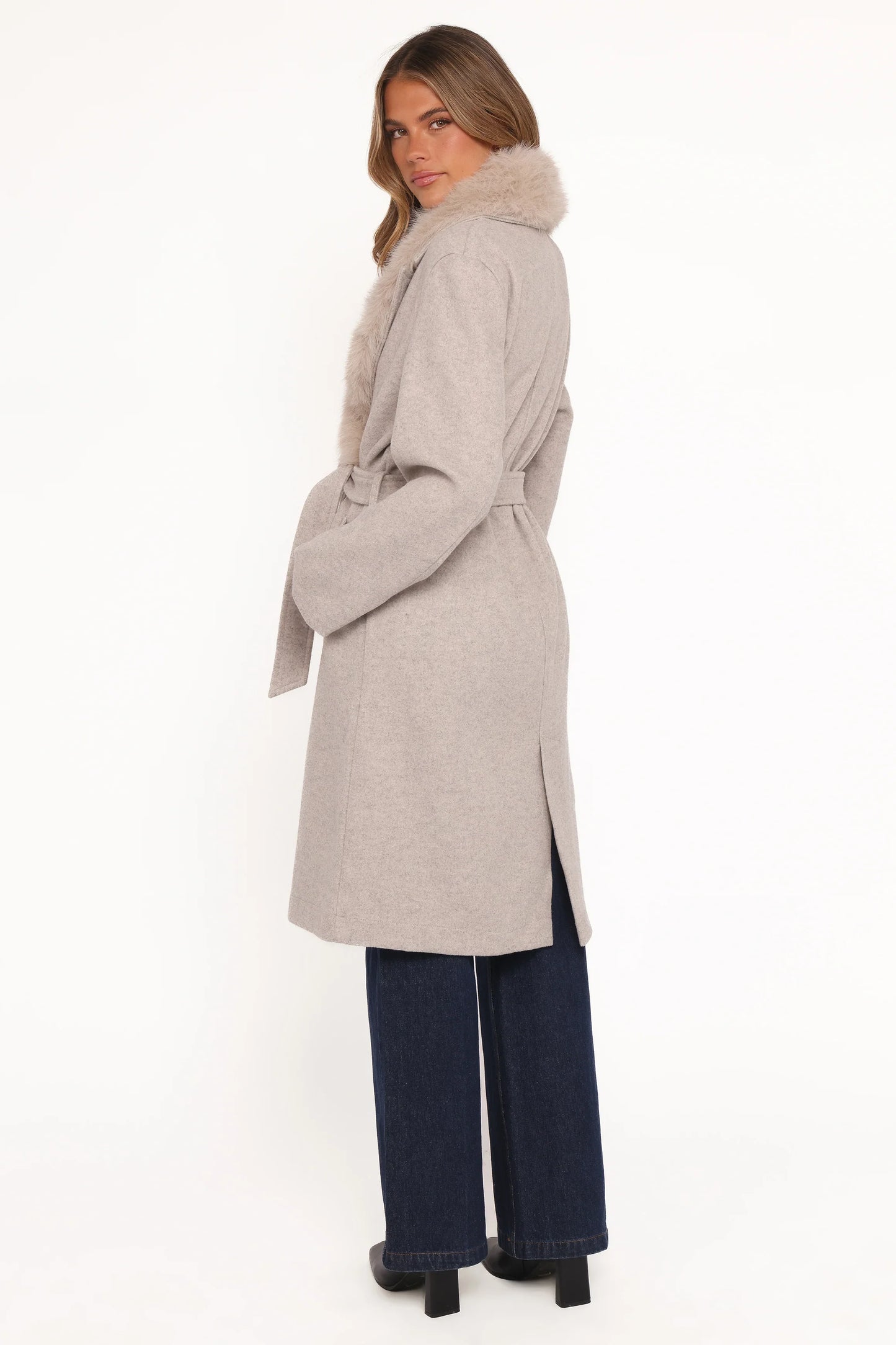Nina Fur Collar Tie Waist Coat Cream