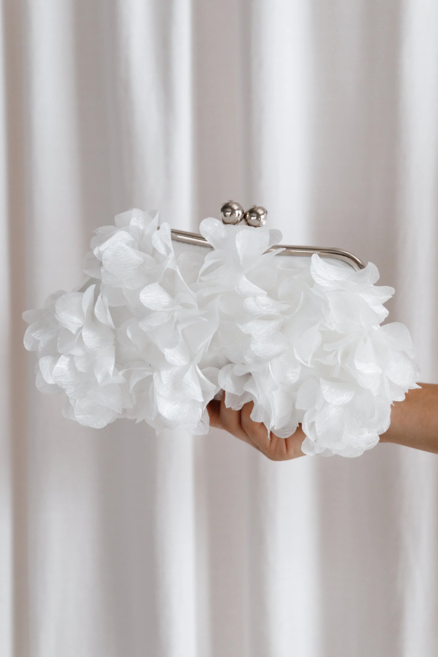 Mon Amour Floral Clutch White