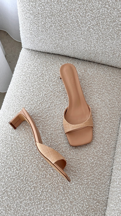 Yadira Heel Natural Raffia