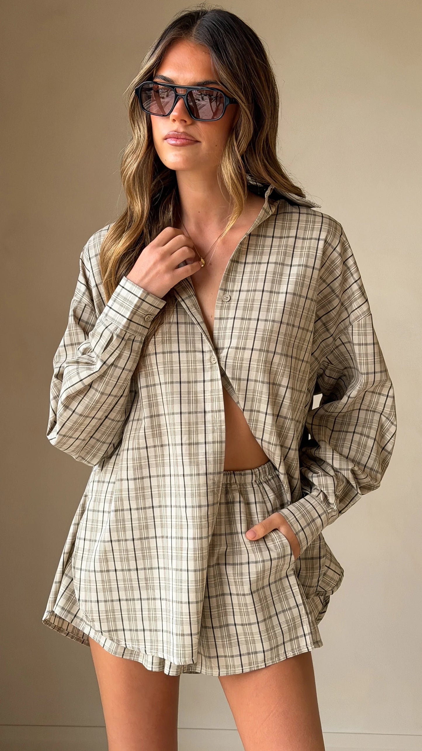 Arli Shorts Beige Brown Plaid