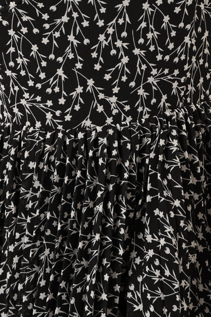 Achanti Pleated Maxi Dress Black Floral