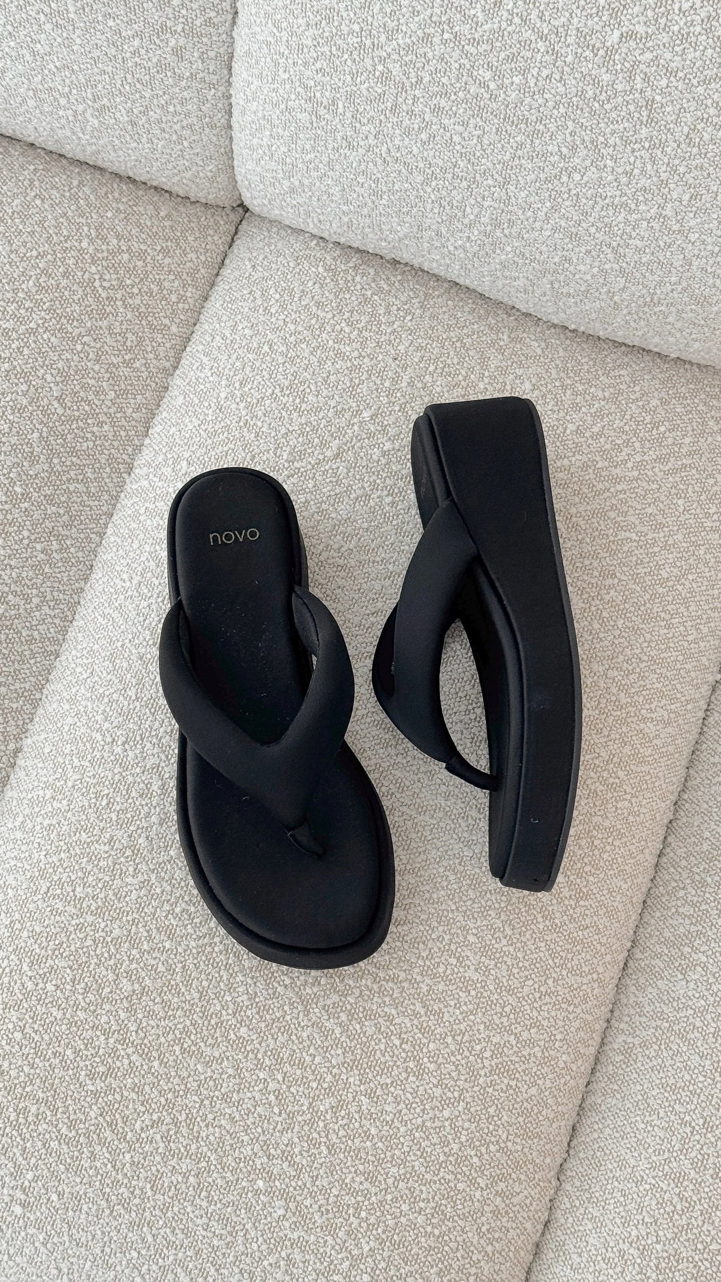 Bibiana Platform Thong Black
