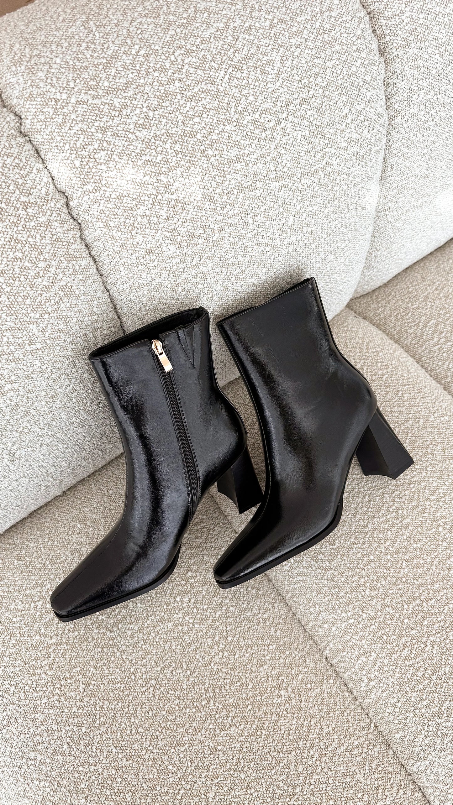 Wez Boots Black Shine