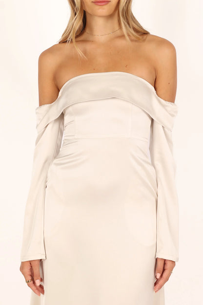 Gigi Off Shoulder Maxi Dress Cream