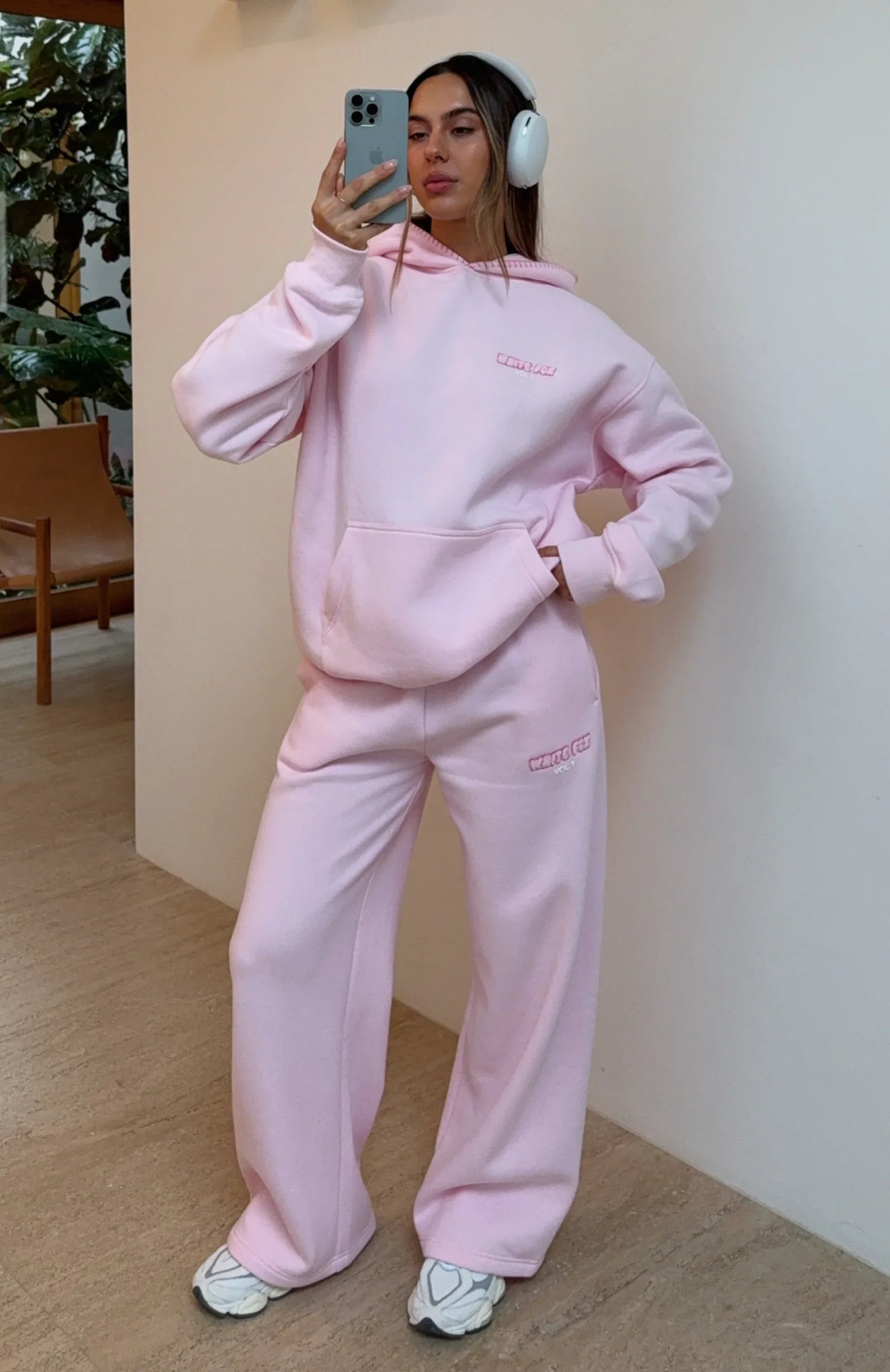 Vol 1 Wide Leg Sweatpants Posy