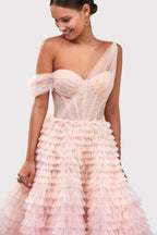 Charming ball gown with the frill layered ombre maxi skirt