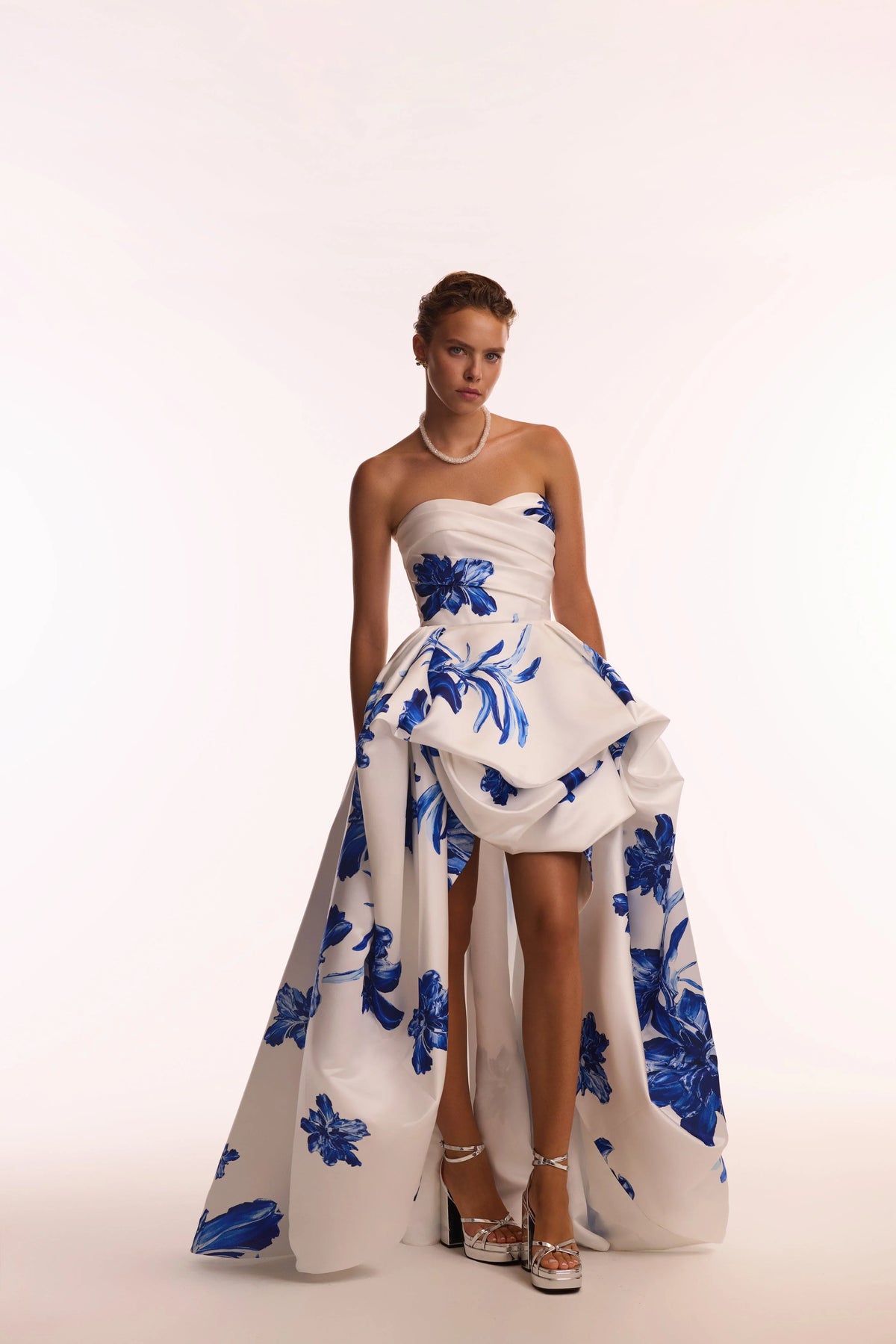 Wonderful white A line maxi dress with blue flowers Glow Up