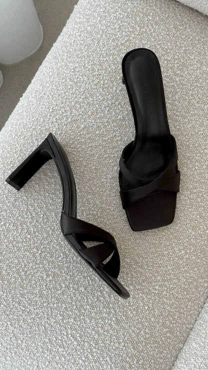 Kelsie Heels Black Satin
