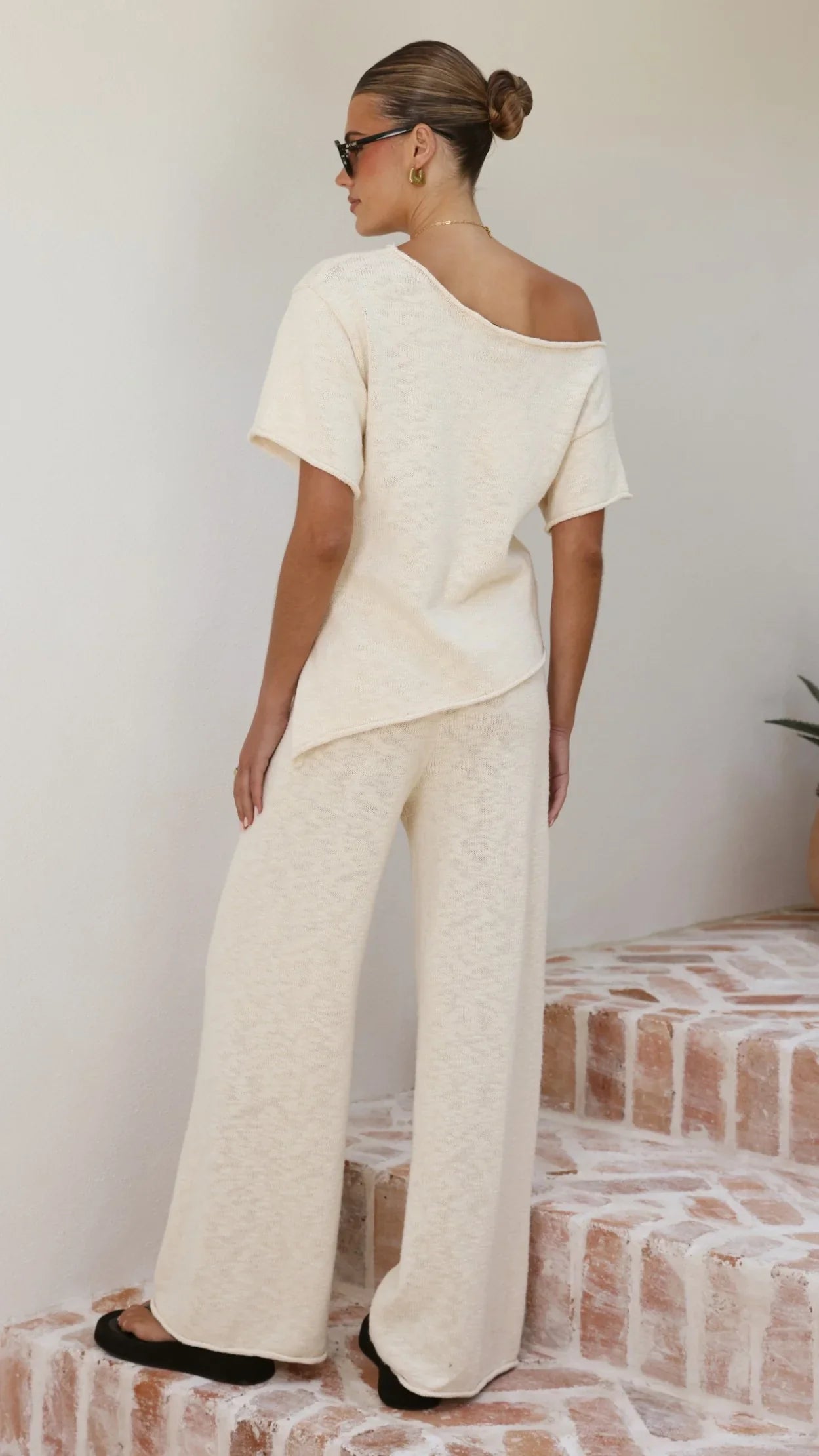 Cascadia Off Shoulder T Shirt Cream