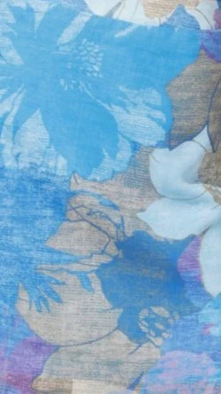 Rixie Crop Top Blue Floral