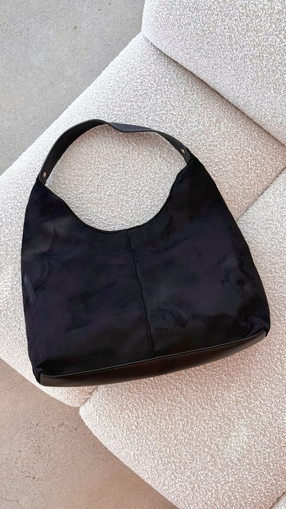 Tammy Shoulder Bag Black Suede