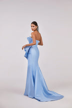 Delicate Front Cutout Dress