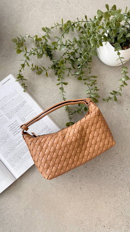 Isabelle Handle Bag Tan