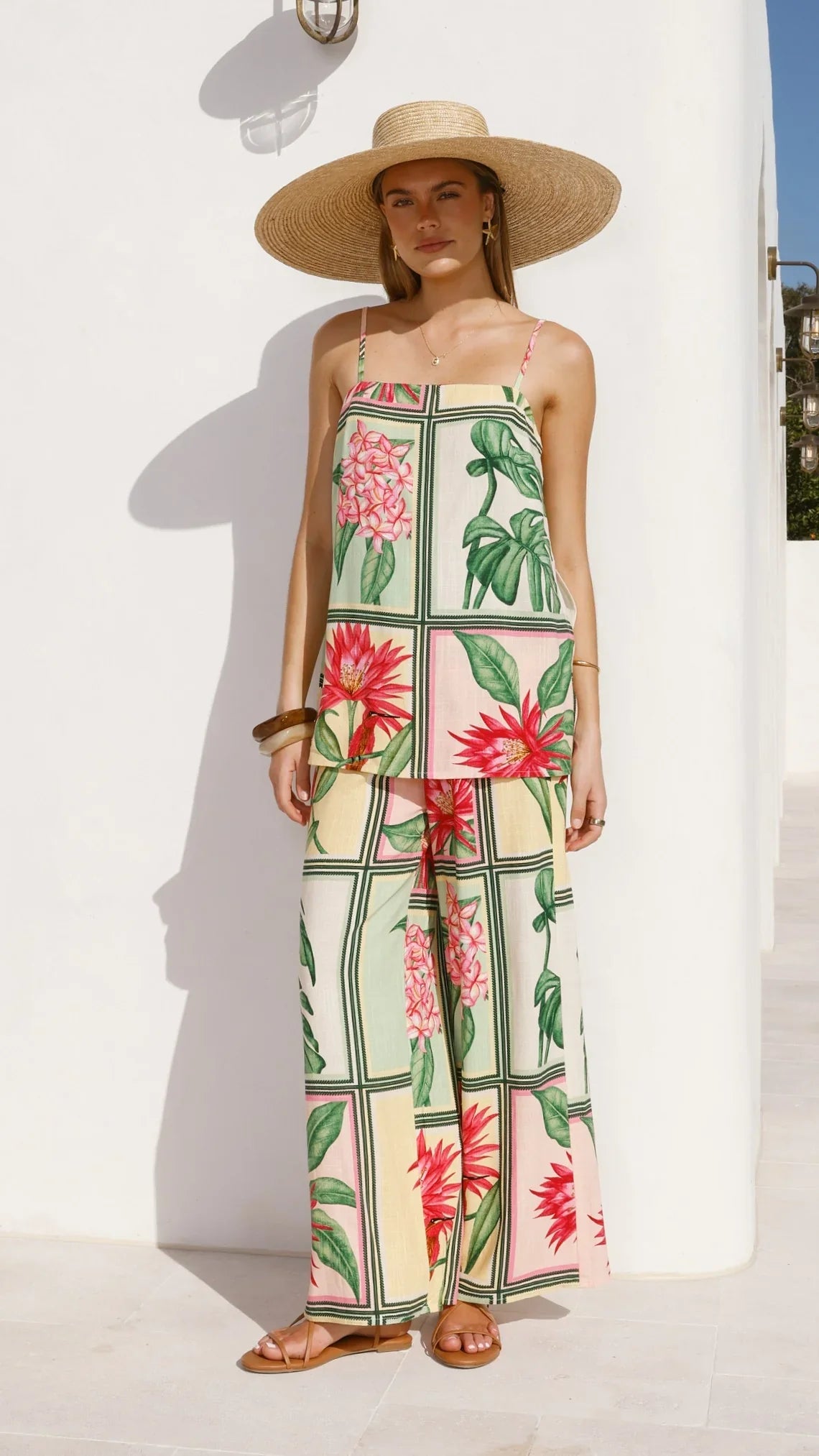 Uma Top Tropical Bloom