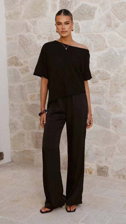 Blair Off Shoulder Tee Black
