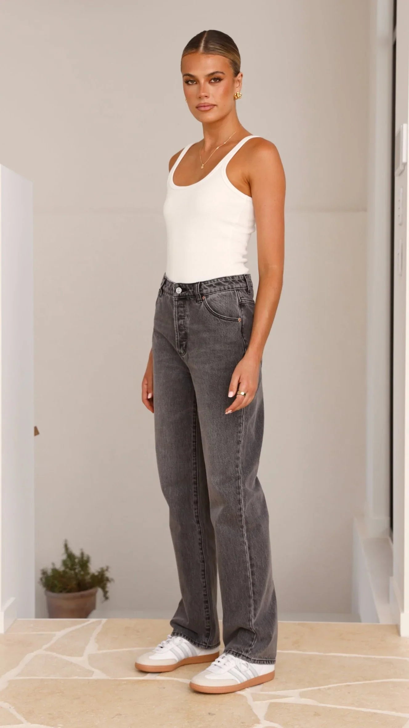 Rollas 90s Relaxed Jean Vintage Black Worn Black