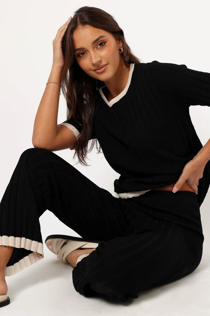Henrie Knit Set Black Beige