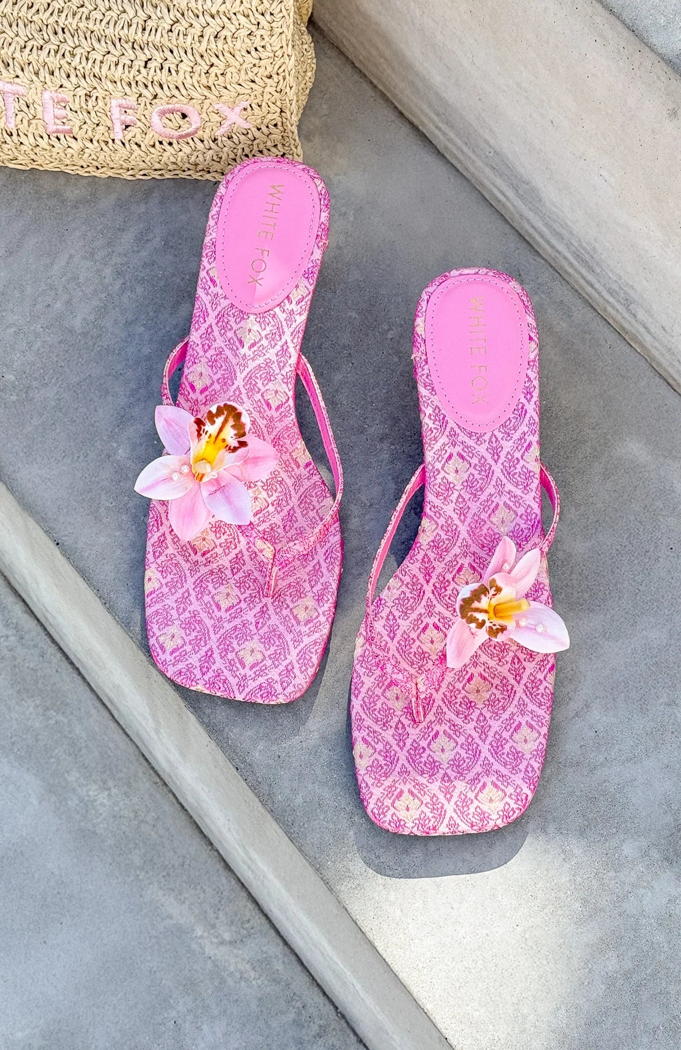 Rhea Orchid Thong Mules Pink