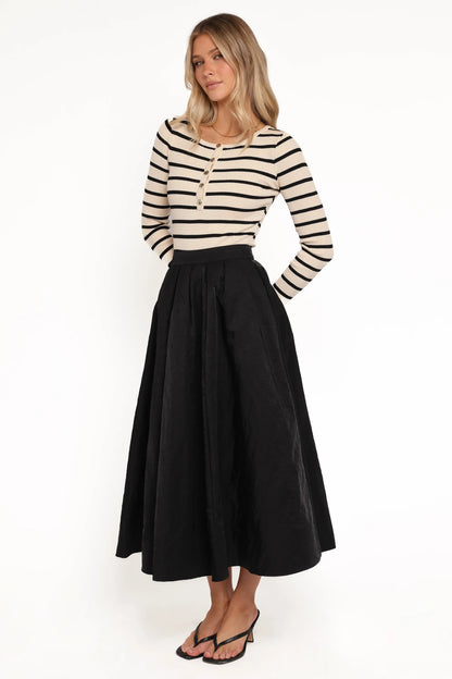 Yuki Circle Skirt Black