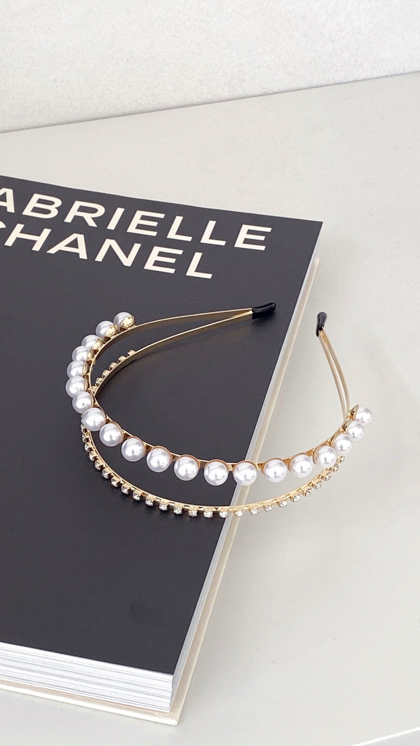Sinclair Headpiece Gold Pearl