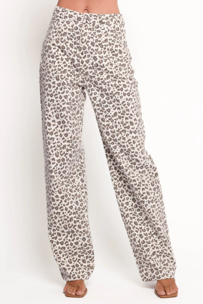 Leila Printed Wide Leg Jean Leopard
