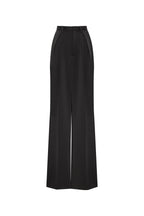 Refined black pants cut from Italian satin Xo Xo