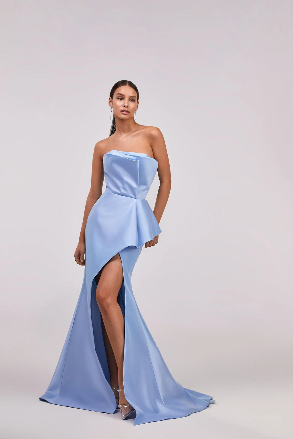 Delicate Front Cutout Dress