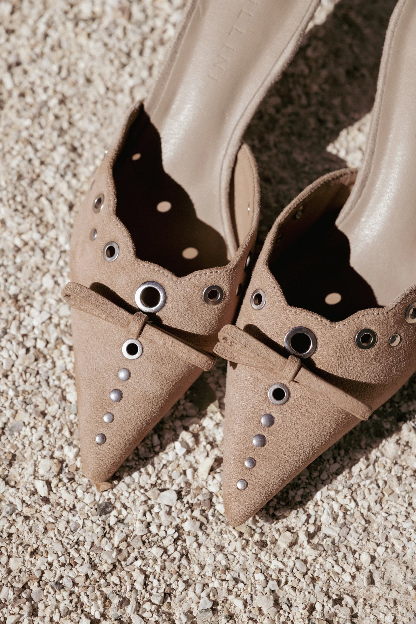 Elio Heels Camel Suede