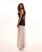BlackWhite dress with a pleated skirt Parisienne