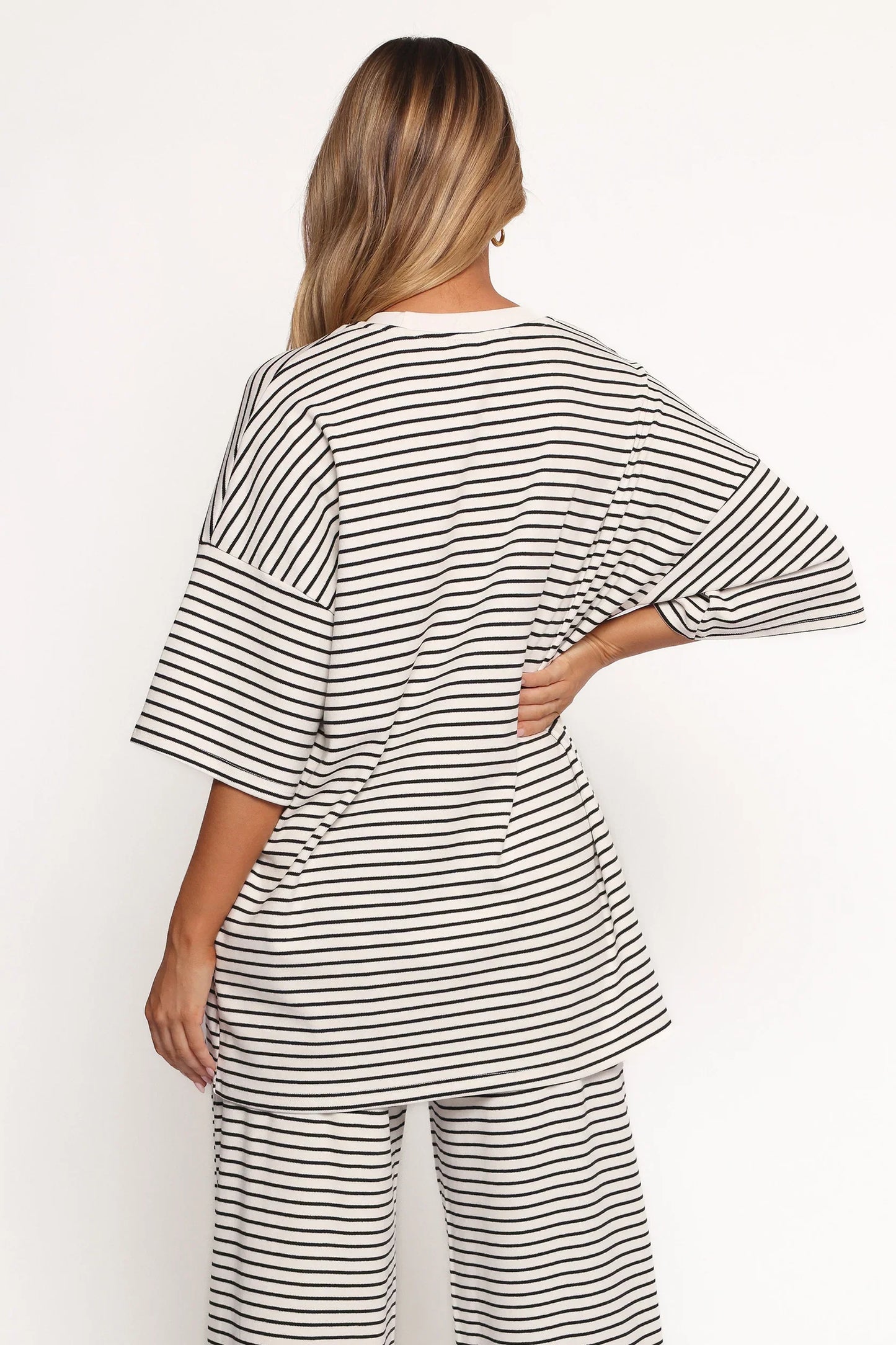 Wilda Oversized Tee White Black Stripe