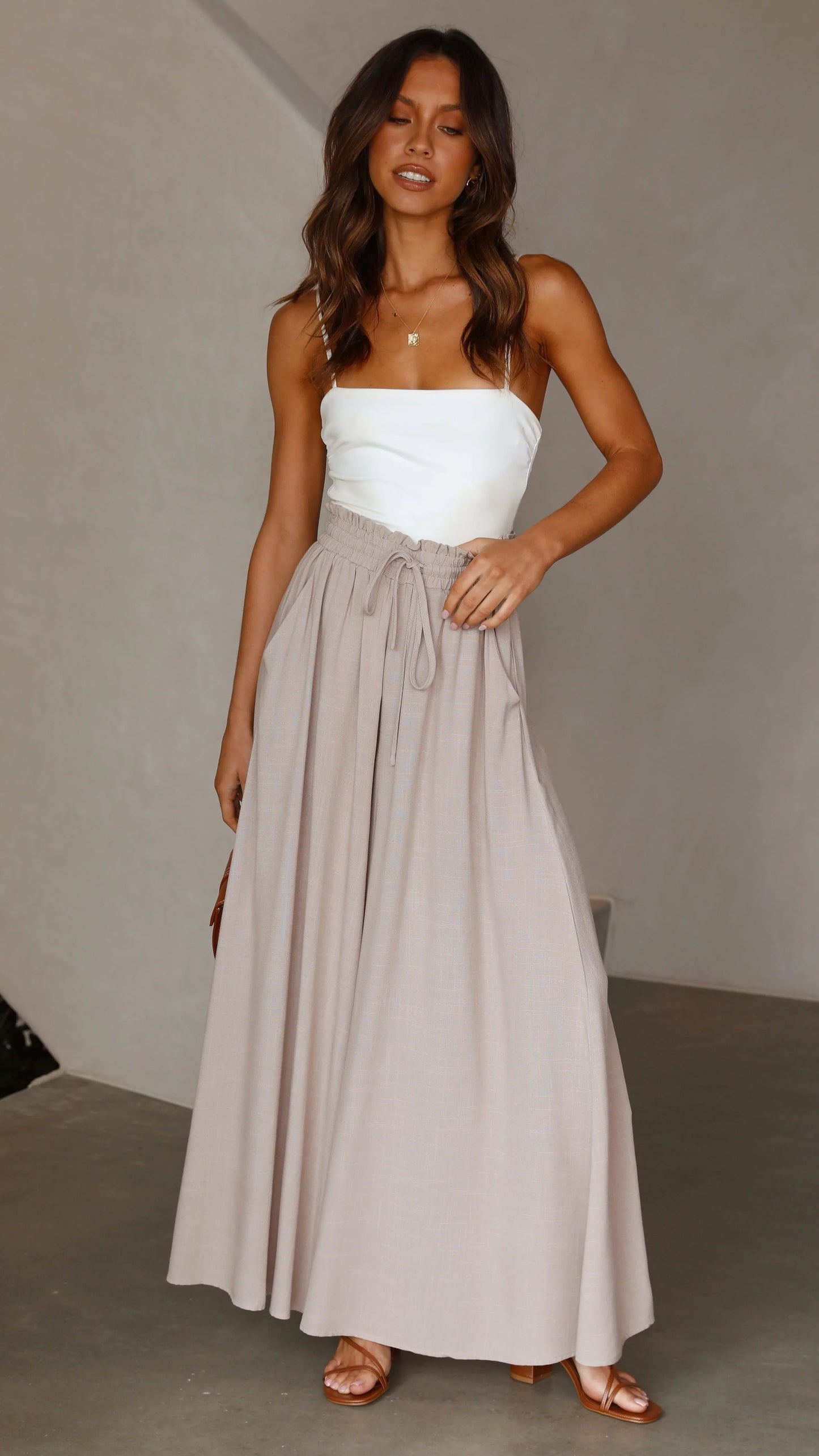 Avery Wide Leg Pants Beige