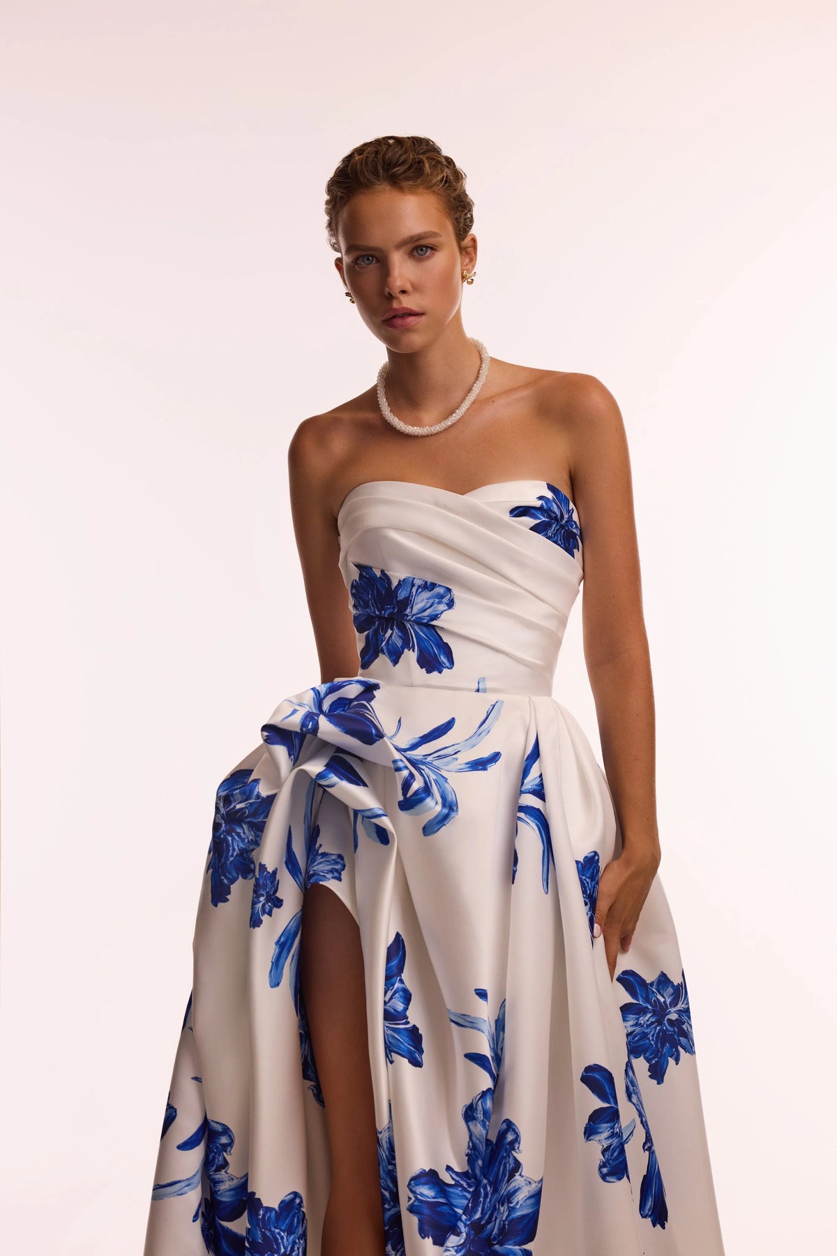 Wonderful white A line maxi dress with blue flowers Glow Up