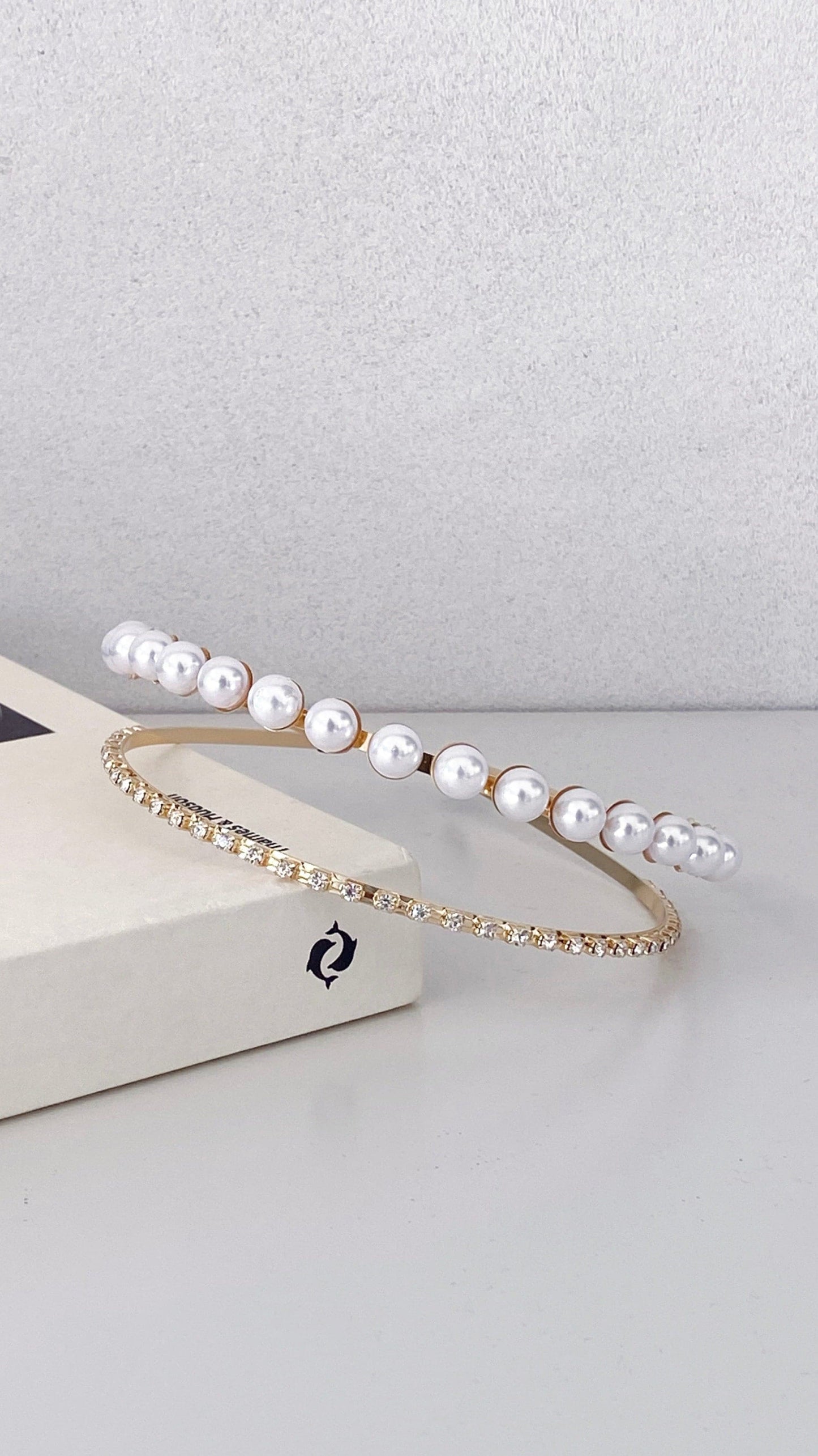 Sinclair Headpiece Gold Pearl