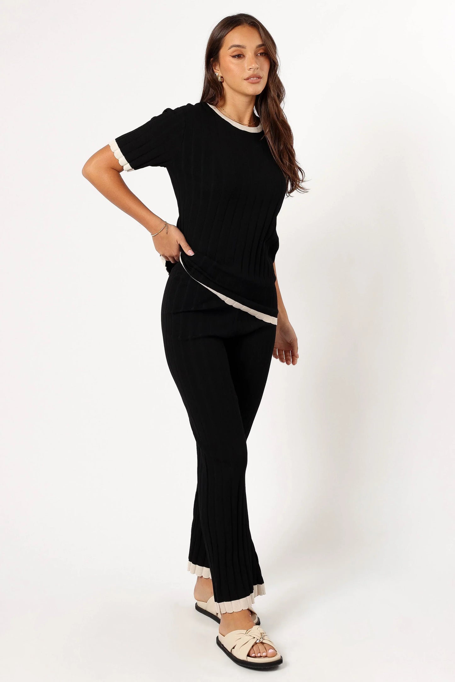 Henrie Knit Set Black Beige
