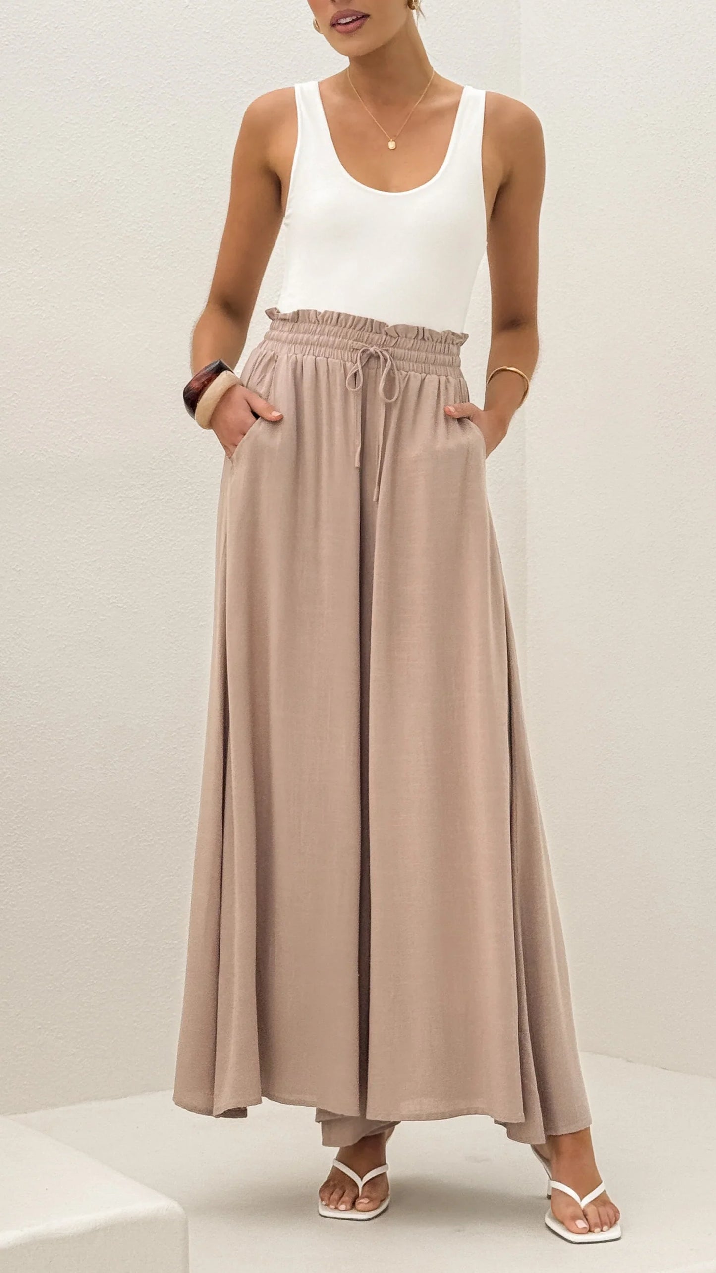 Avery Wide Leg Pants Beige