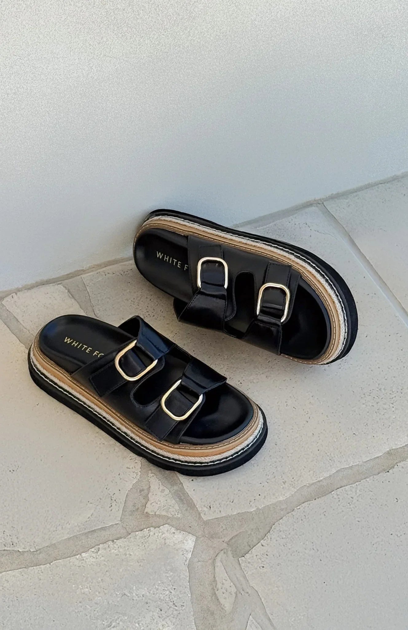 Rowan Flats Black
