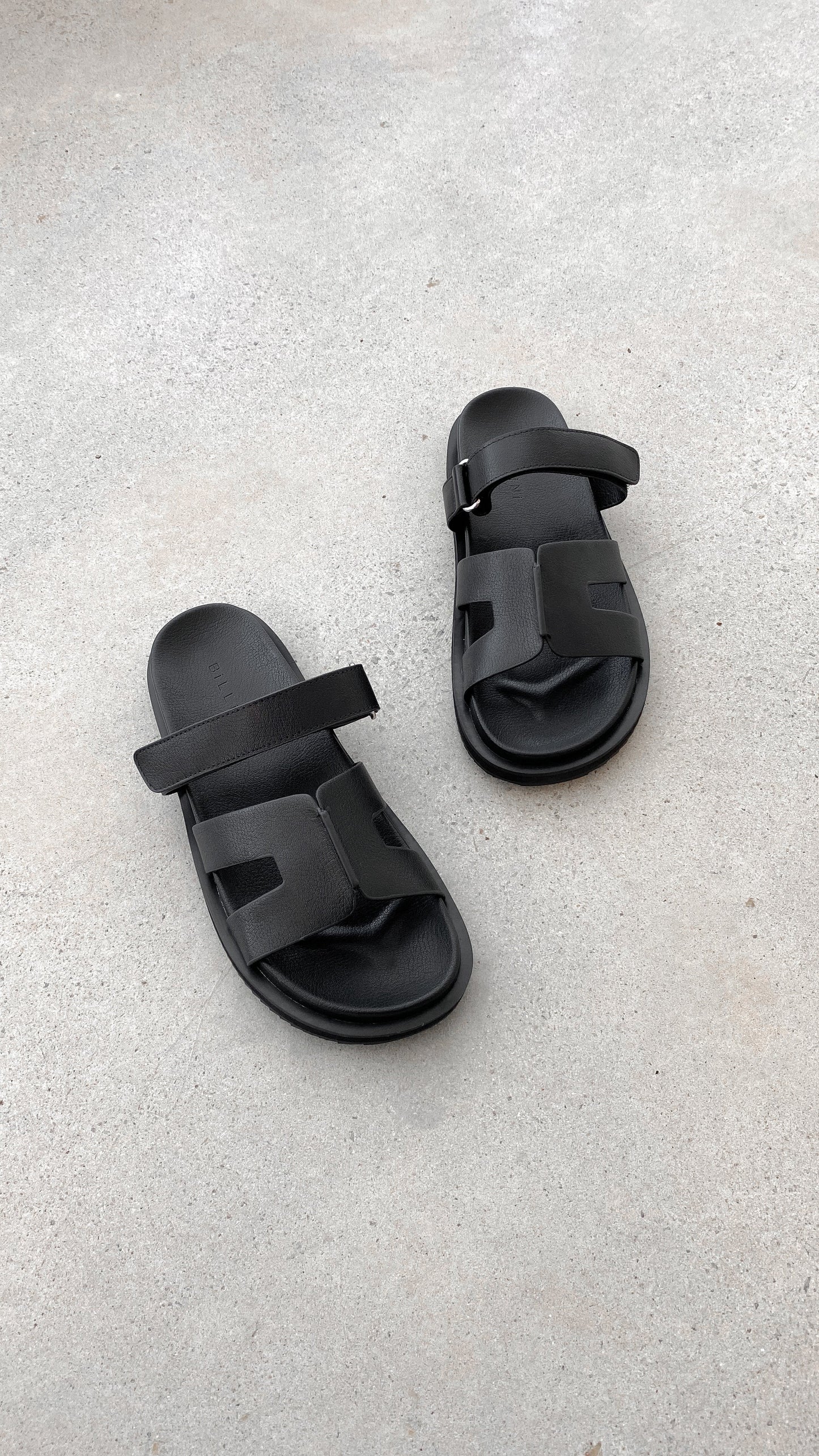 Theon Slides Black