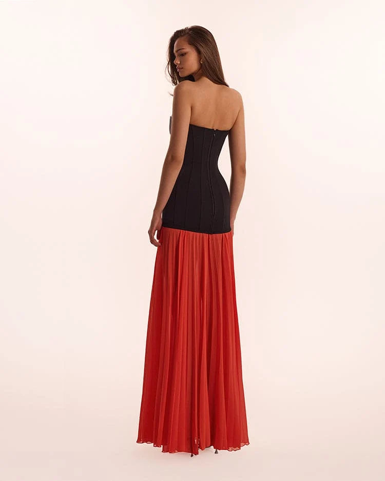 BlackCoral dress with a pleated skirt Parisienne