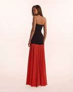 BlackCoral dress with a pleated skirt Parisienne