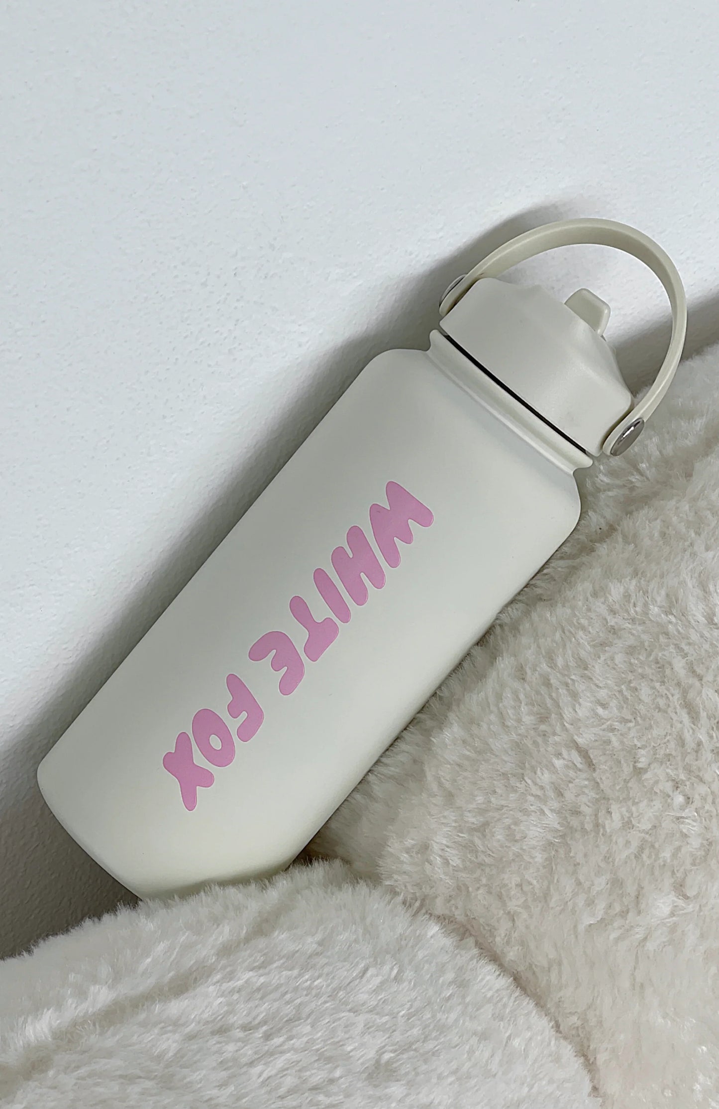 Staying Hydrated Drink Bottle Off 1L White Pink