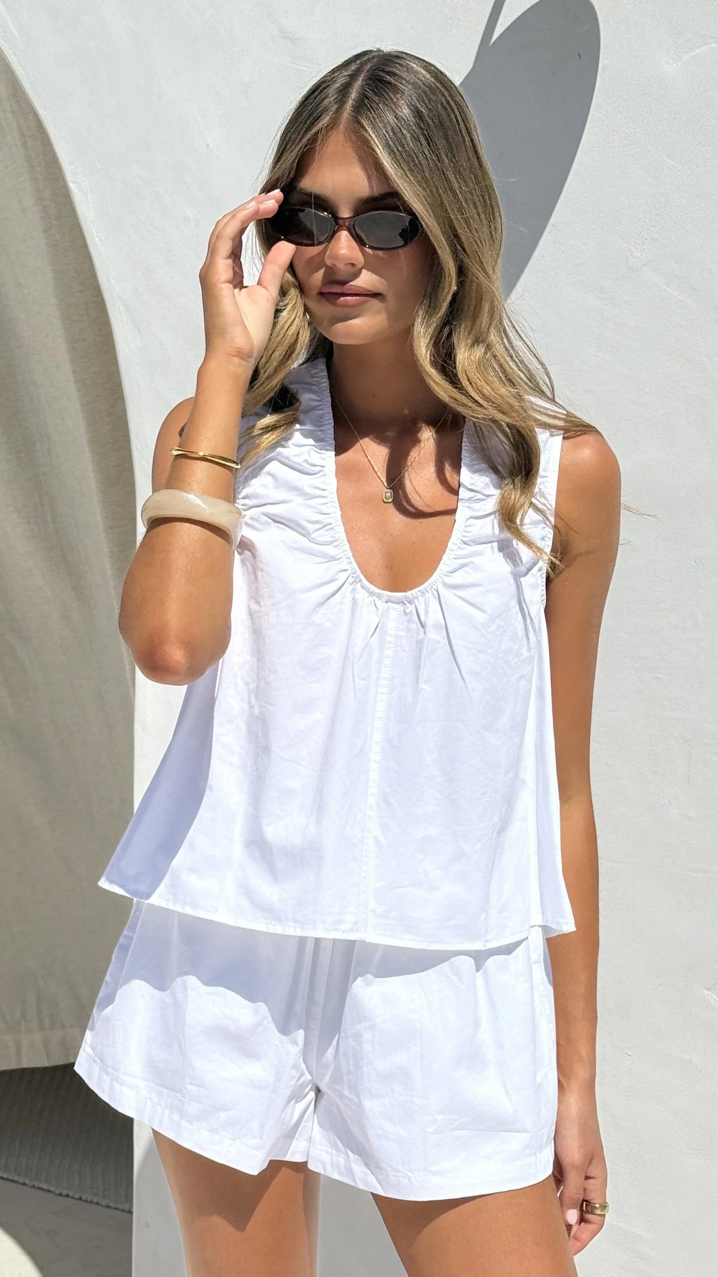 Vika Shorts White