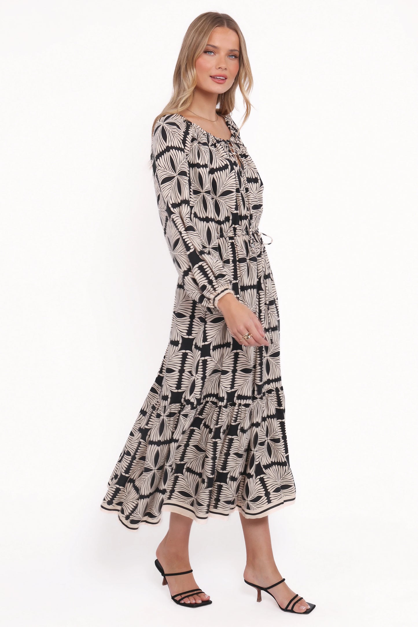 Faris Off Shoulder Midi Dress Black Geo